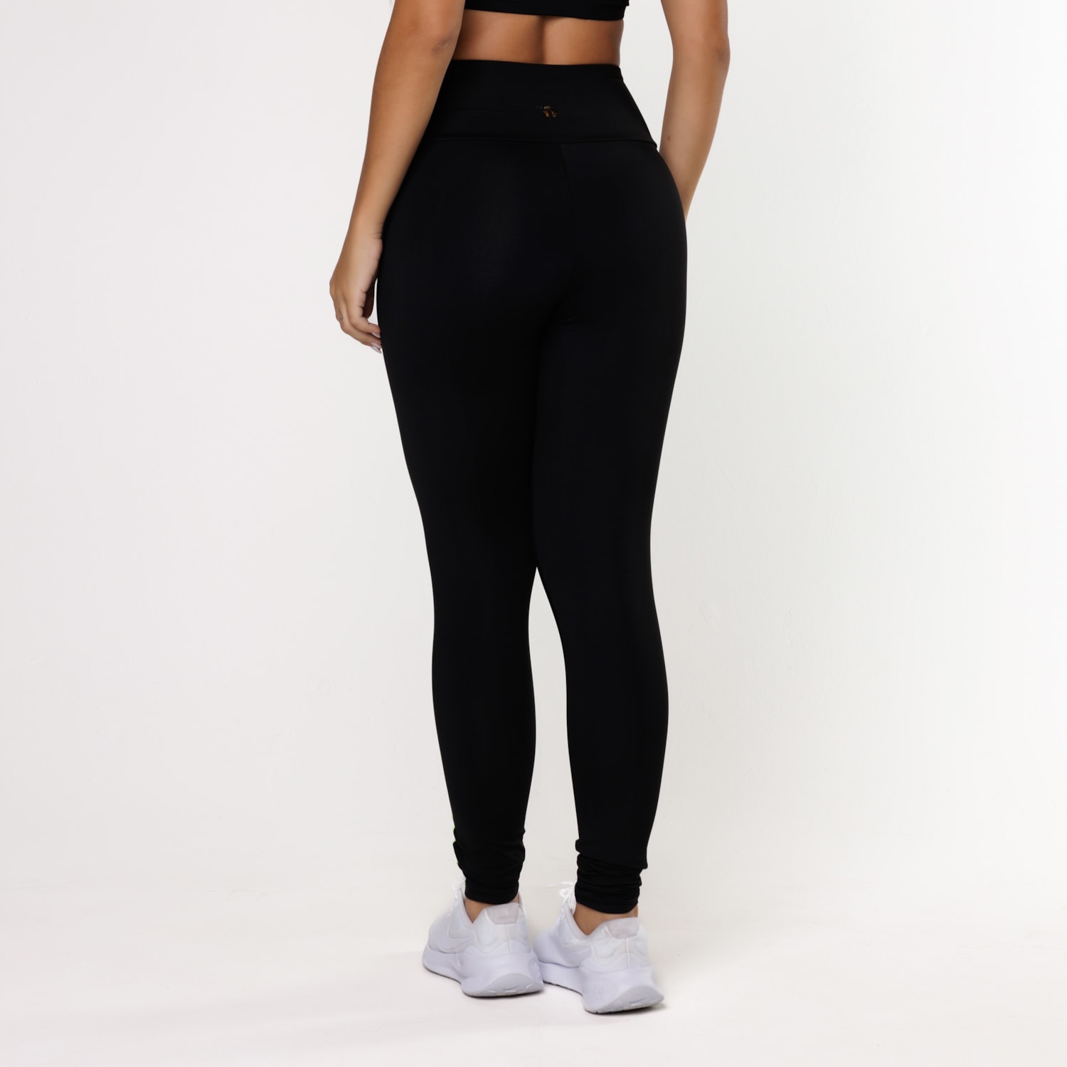 image_2728dc54-686b-47a3-8c27-0ca17f3140cd