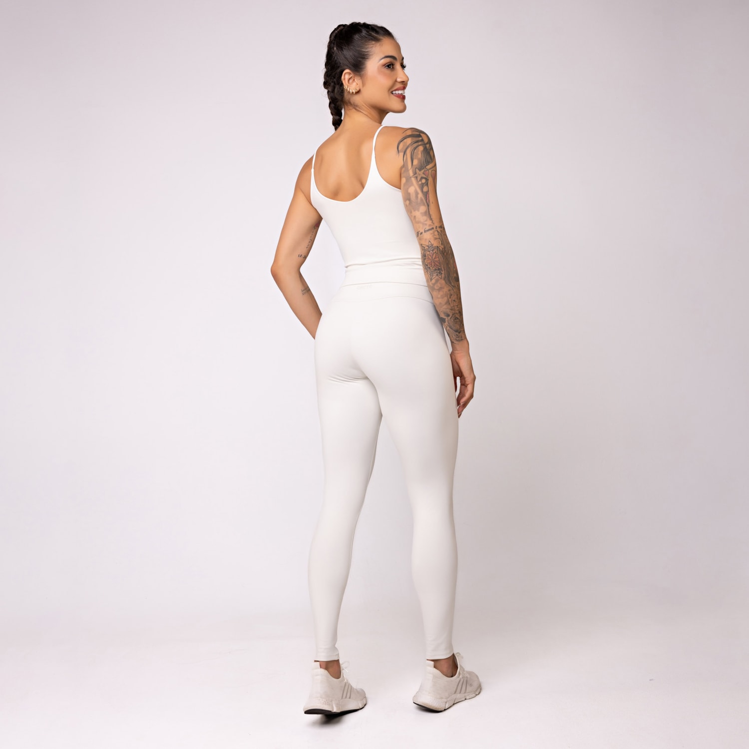 image_aa9751e0-8a9c-475b-8681-93d74335db1e