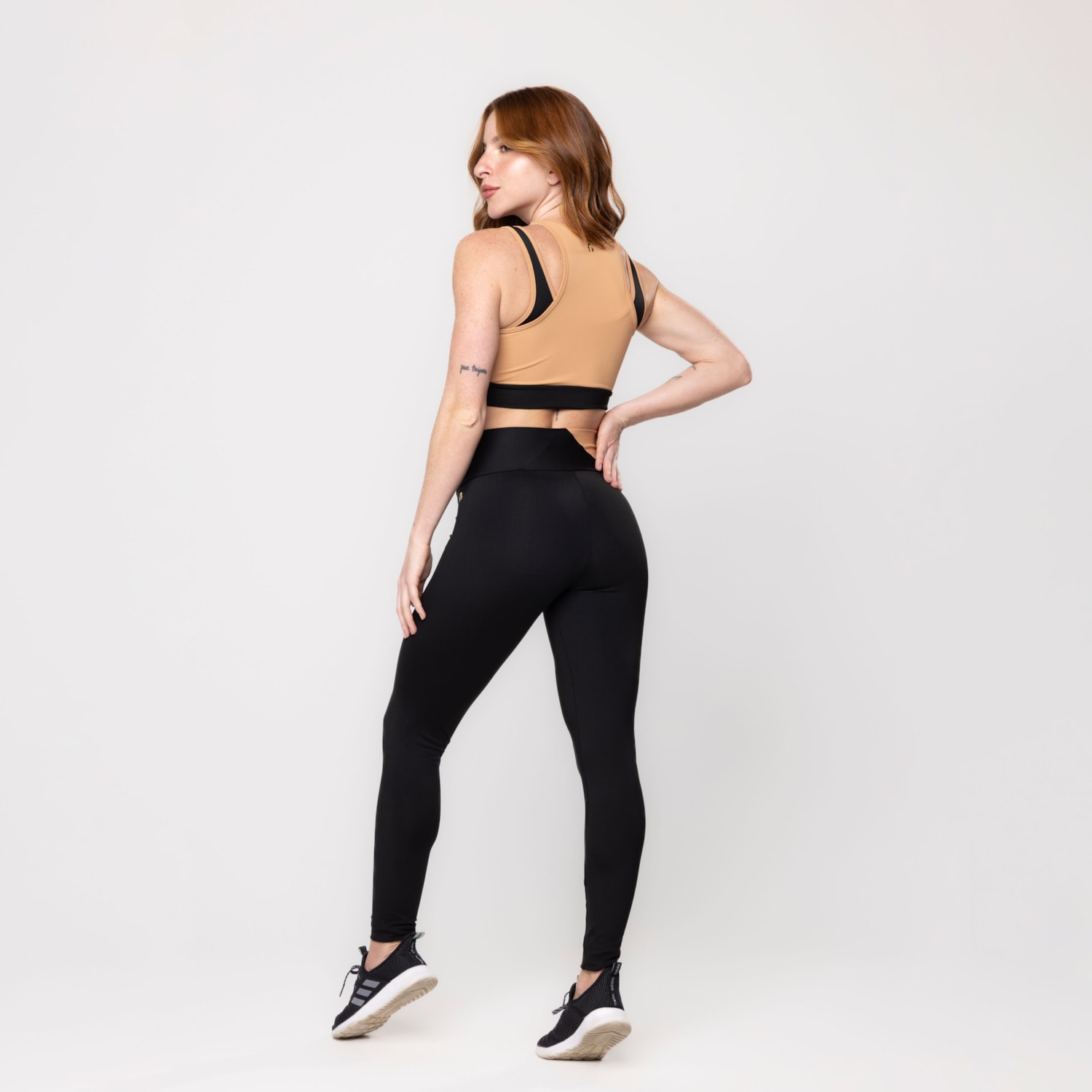 image_b3d7f699-4da7-4ad8-b77d-b8379e7f878d